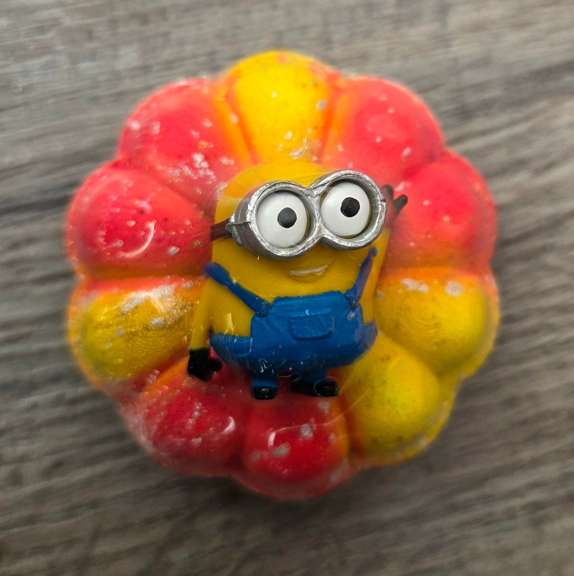 Bombe de bain effervescente - Les Minions - Melon abricot